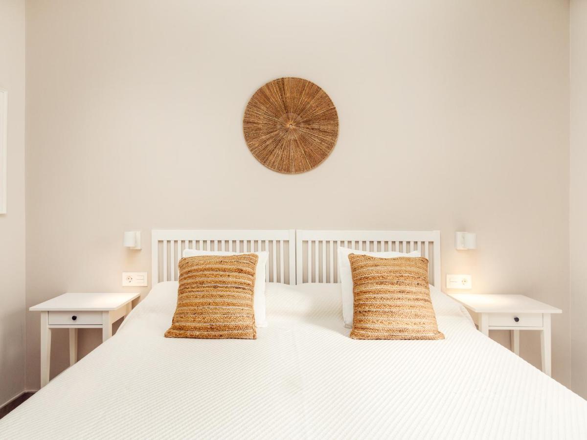 Apartamentos Plaza Mayor 35 กาเซเรส ภายนอก รูปภาพ