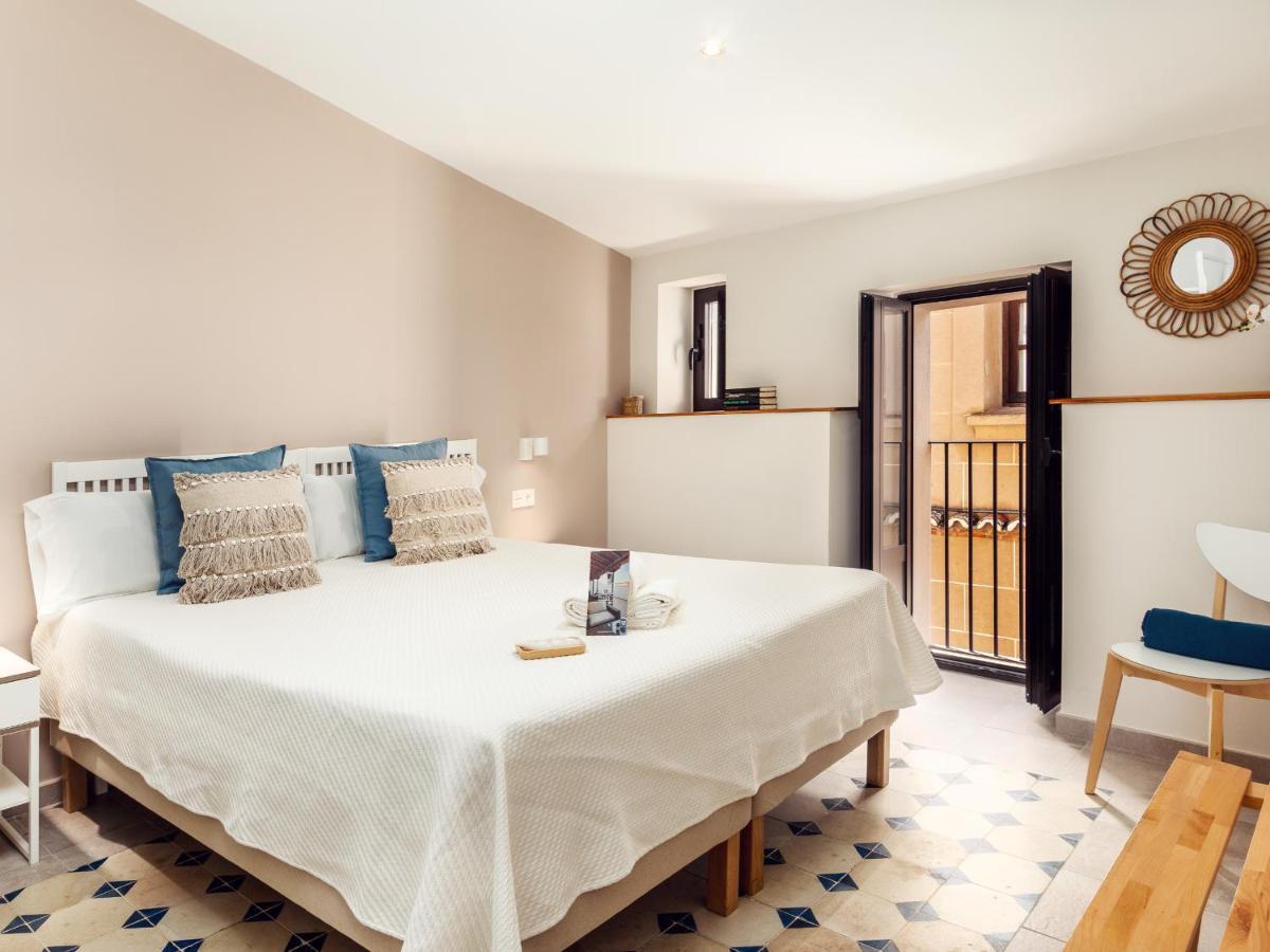 Apartamentos Plaza Mayor 35 กาเซเรส ภายนอก รูปภาพ