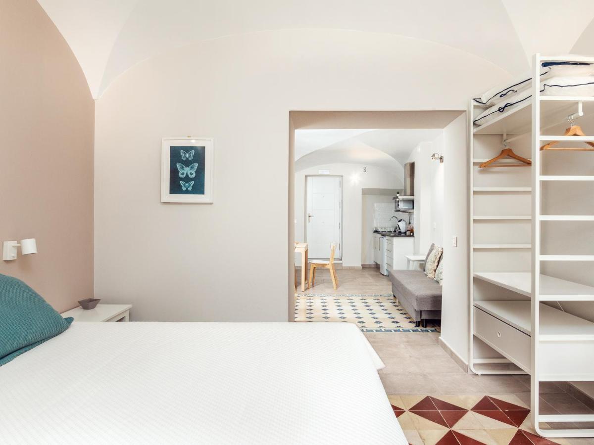 Apartamentos Plaza Mayor 35 กาเซเรส ภายนอก รูปภาพ