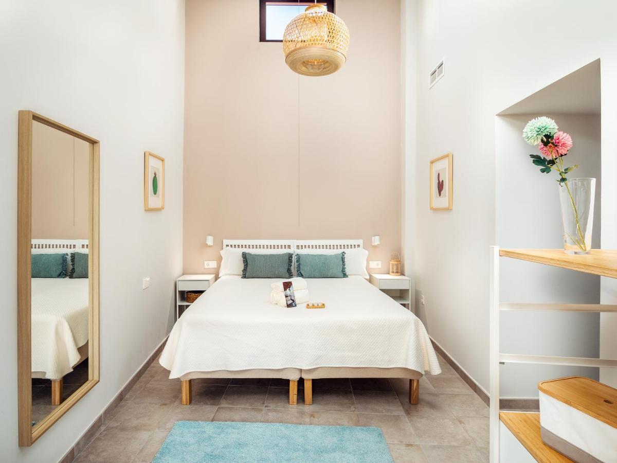 Apartamentos Plaza Mayor 35 กาเซเรส ภายนอก รูปภาพ